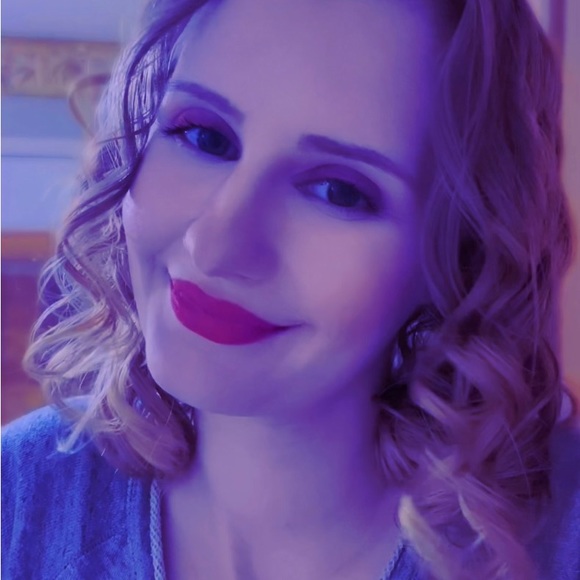 Meet your Posher, Olympia - Picture 1 of 1